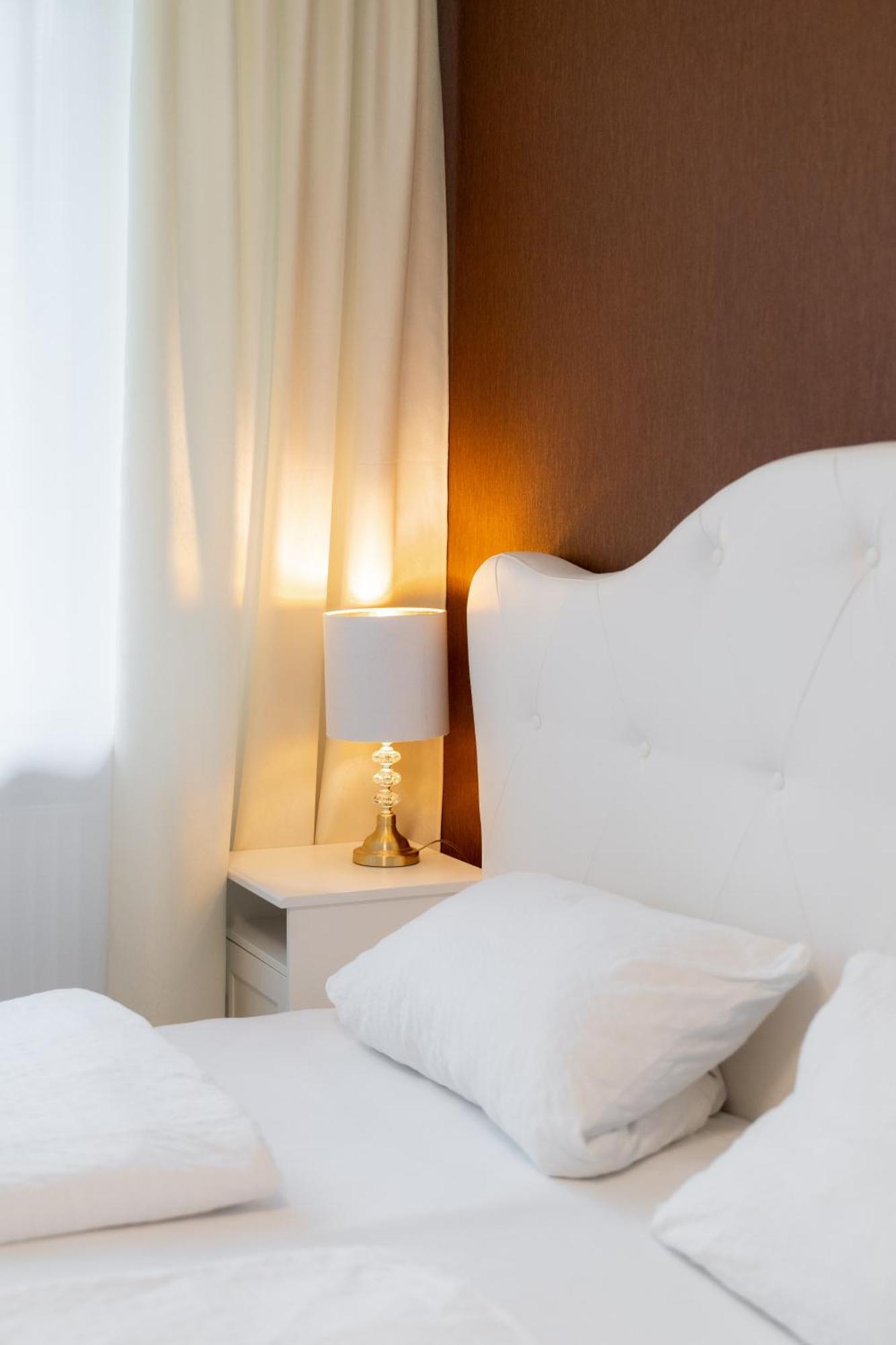 Hotel Zum Hahn Garbsen Ngoại thất bức ảnh