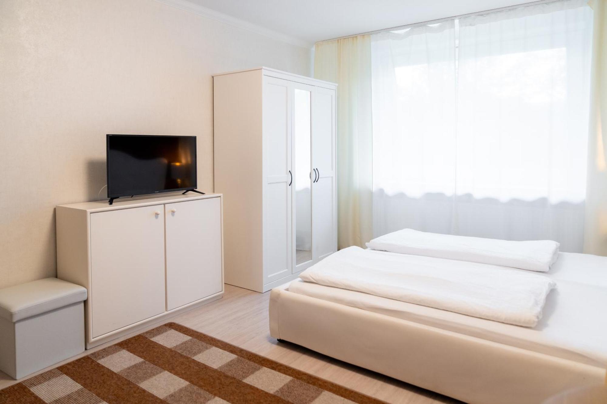 Hotel Zum Hahn Garbsen Ngoại thất bức ảnh